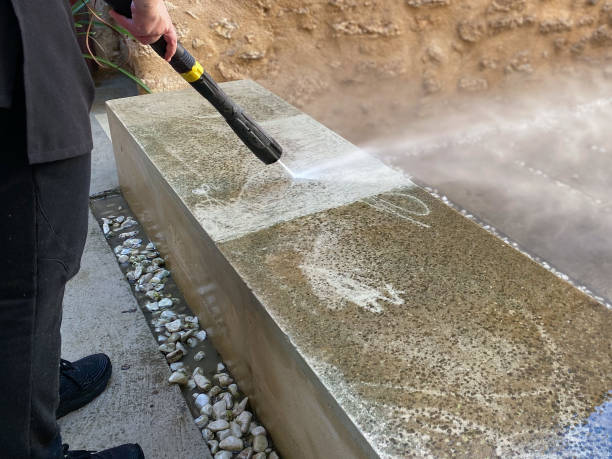 Best Garage Pressure Washing  in Walton Hills, OH