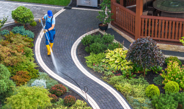 Best Concrete Pressure Washing  in Walton Hills, OH